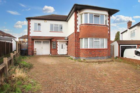 5 bedroom detached house for sale - Addisons Close, Shirley