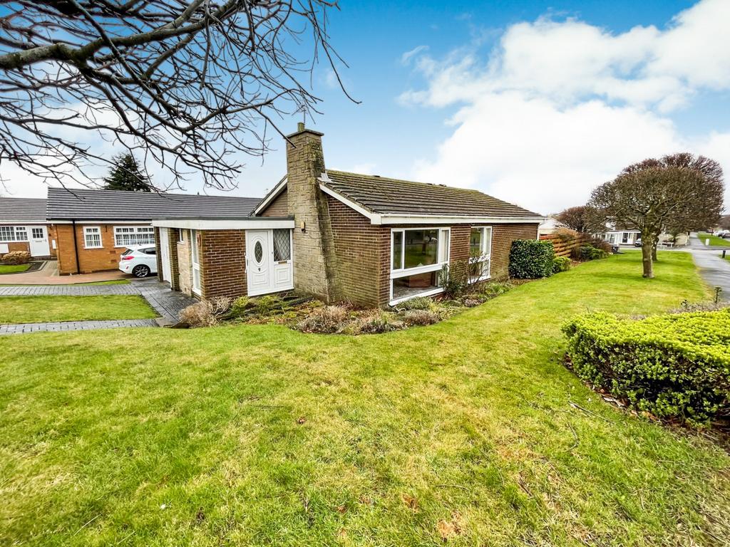 Lorne Close, Dronfield Woodhouse... 2 bed detached bungalow for sale
