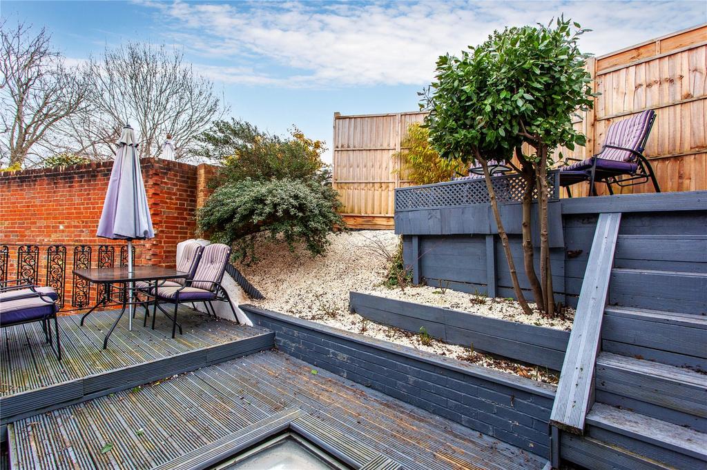 Patio/Decking