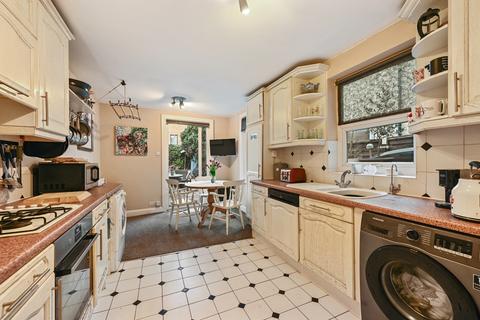 17 Endsleigh Road, London, W13 0RE