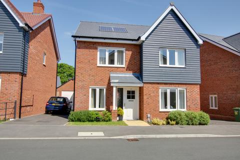 4 bedroom detached house to rent, Boorley Green   Turnberry Close   UNFURNISHED