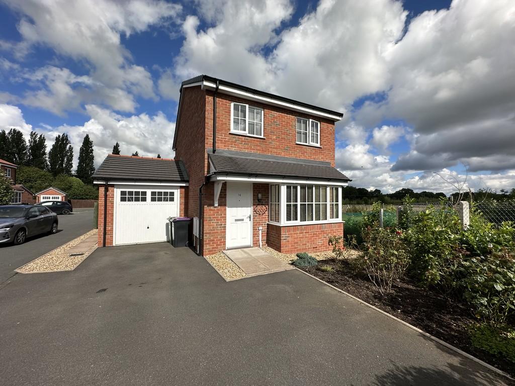 Linden Fields, Shrewsbury SY5 3 bed detached house for sale £240,000