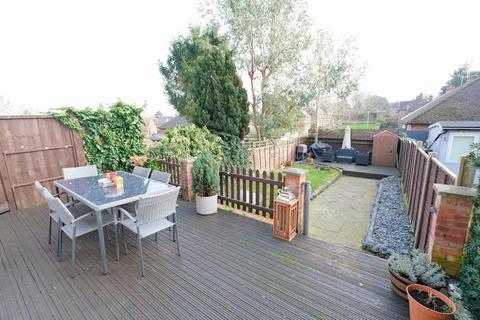14 Thorndon Close, Orpington, BR5 2SJ