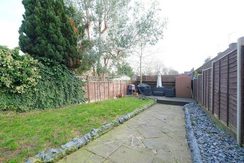 14 Thorndon Close, Orpington, BR5 2SJ