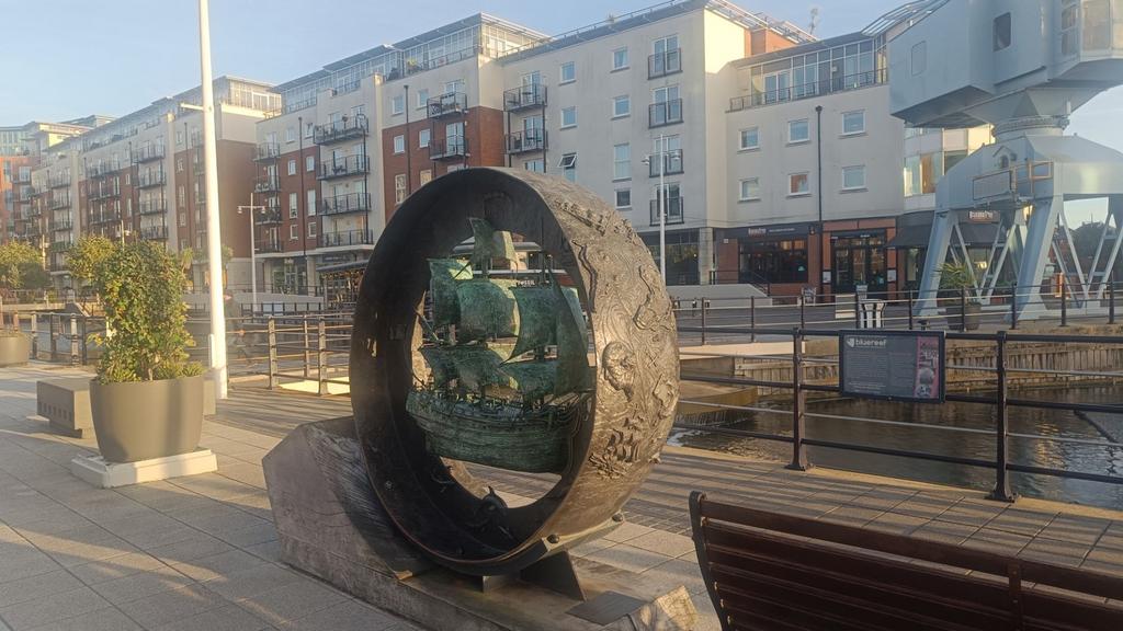 Gunwharf Quays HMS Sirius sculpture