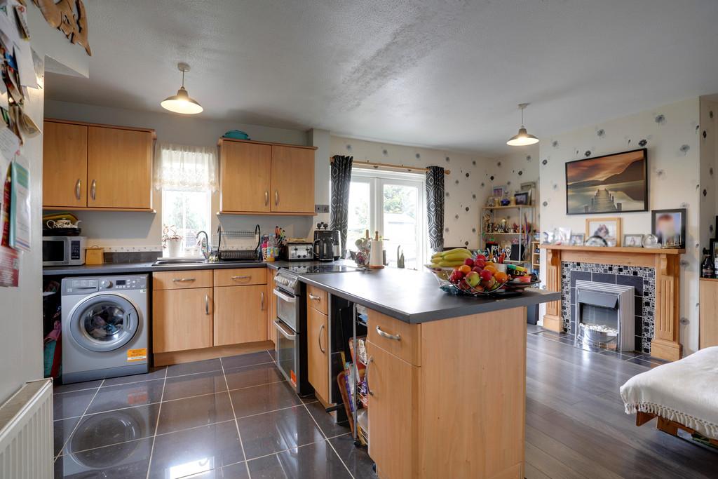 Ashburton Road, Newton Abbot 3 bed semidetached house for sale £250,000
