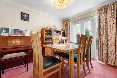 11 Banc Yr Afon, Gwaelod Y Garth, Cardiff, CF15 9TU