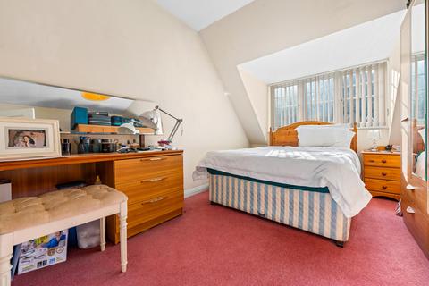11 Banc Yr Afon, Gwaelod Y Garth, Cardiff, CF15 9TU