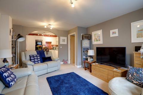 2 bedroom ground floor flat for sale, Aspect House, Coombe Vale Road