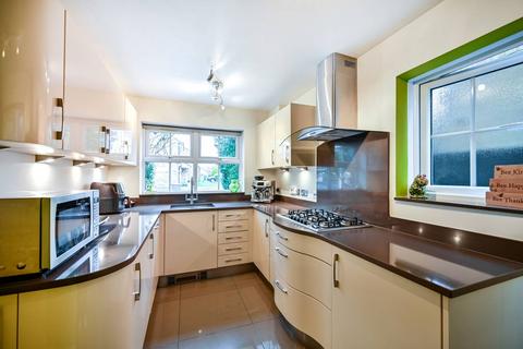 4 bedroom semi-detached house for sale, Hobbis Drive, Maidenhead, SL6