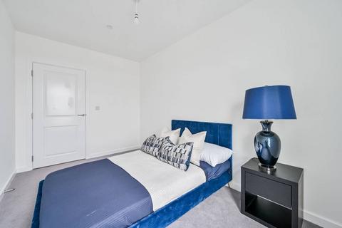 2 bedroom flat for sale, Eastside Quarter, Bexleyheath DA6