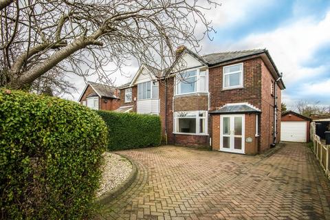 5 bedroom semi-detached house to rent, Southport Road, Ormskirk