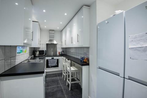 5 bedroom apartment to rent, Burscough Street, Ormskirk