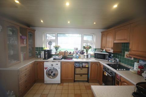 15 Ash Grove, Leeswood, Mold, CH7 4UG