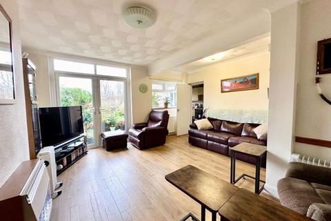 82 Shirley Avenue, Bexley, DA5 3AZ