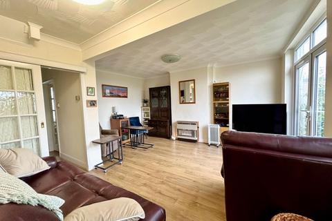82 Shirley Avenue, Bexley, DA5 3AZ
