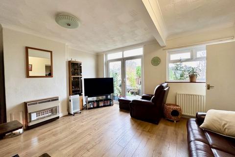 82 Shirley Avenue, Bexley, DA5 3AZ