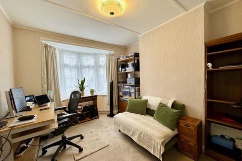 82 Shirley Avenue, Bexley, DA5 3AZ