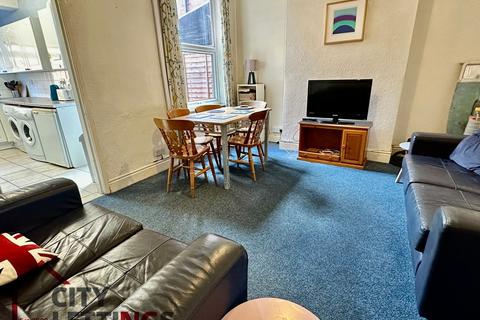 1 bedroom terraced house to rent, Noel Street