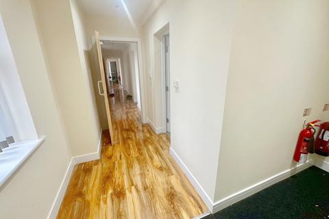 4 bedroom flat to rent, Ilkeston Road, Nottingham