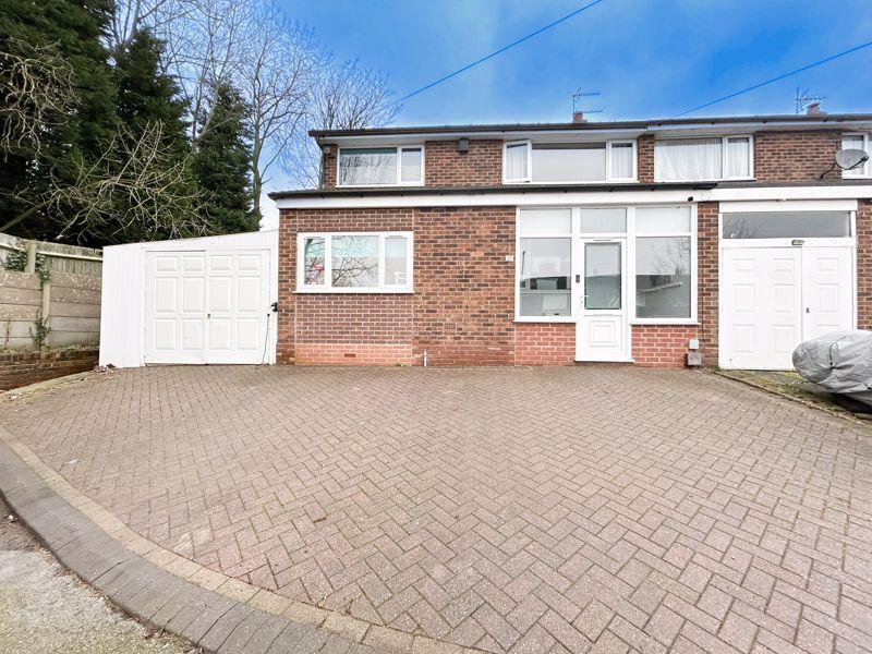 Moss Way, Streetly, Sutton Coldfield... 3 bed end of terrace house for sale £350,000