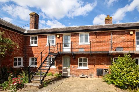 2 bedroom terraced house for sale, The Close, Bridge