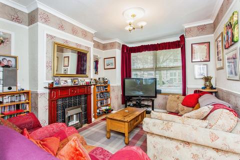 3 bedroom terraced house for sale, Wellington Avenue, Westcliff-on-sea, SS0