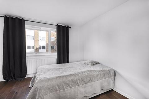 98 Mintern Close, London, N13 5SY