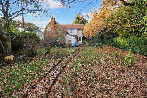 3 bedroom house for sale, Colchester Main Road, Alresford, CO7
