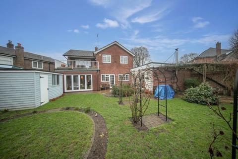 4 bedroom detached house for sale, Elm Grove, Wivenhoe, Colchester CO7