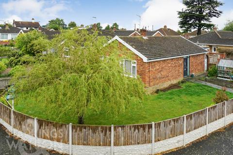 2 bedroom detached bungalow for sale, St. Edmunds Road, Acle, Norwich