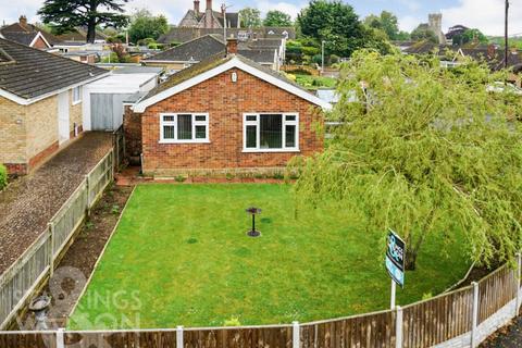 2 bedroom detached bungalow for sale, St. Edmunds Road, Acle, Norwich