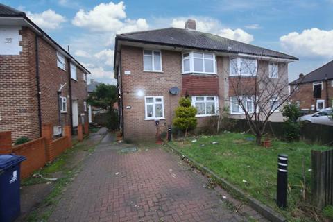 2 bedroom maisonette for sale, Eastcote Lane, Northolt