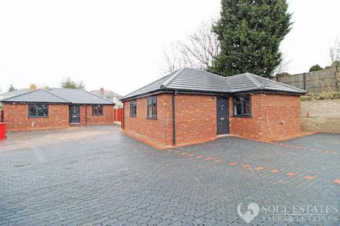 2 bedroom bungalow to rent, Champion Avenue, Tipton DY4