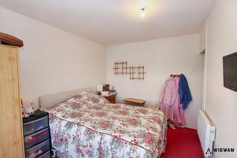 2 bedroom detached bungalow for sale, Kenwood, Withernsea, HU19