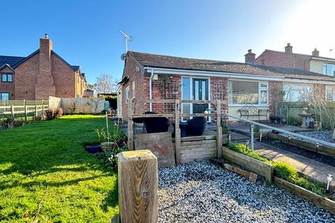 2 bedroom semi-detached bungalow for sale, Danford Villas, Hartpury, Gloucester