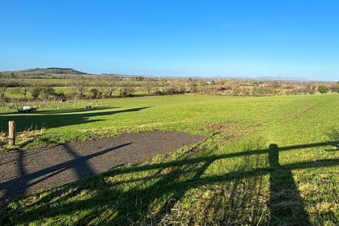 2 bedroom semi-detached bungalow for sale, Danford Villas, Hartpury, Gloucester