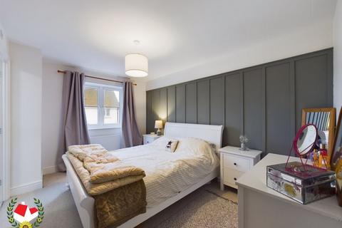42 Dreadnaught Drive, Gloucester, GL1 5RA