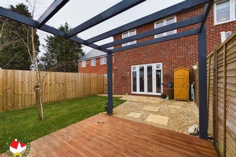 42 Dreadnaught Drive, Gloucester, GL1 5RA