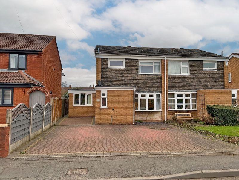 Birches Road, CODSALL 3 bed semidetached house for sale £299,950