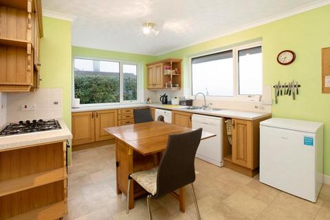 4 bedroom detached house for sale, Maudlin Drive, Teignmouth