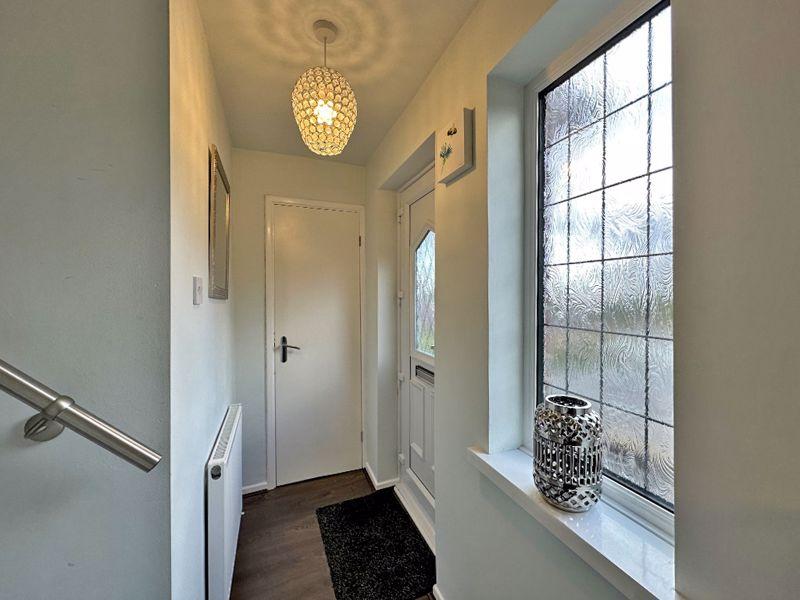 Sytch Lane, WOMBOURNE 3 bed semidetached house for sale £285,000