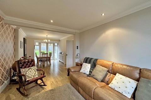 41 Billy Buns Lane, Wombourne, Wolverhampton, WV5 9BL