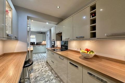 41 Billy Buns Lane, Wombourne, Wolverhampton, WV5 9BL
