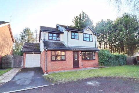 4 bedroom detached house for sale - Queen Anne Drive, Manchester M28