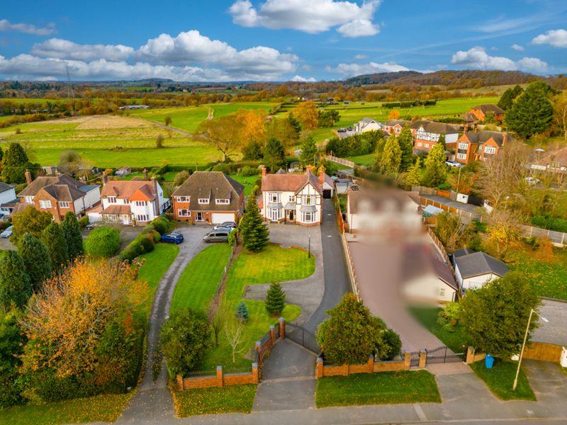 Bridgnorth Road, Stourbridge DY7 4 bed detached house for sale £795,000