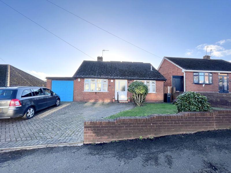 Caledonia, Brierley Hill DY5 3 bed detached bungalow for sale £245,000