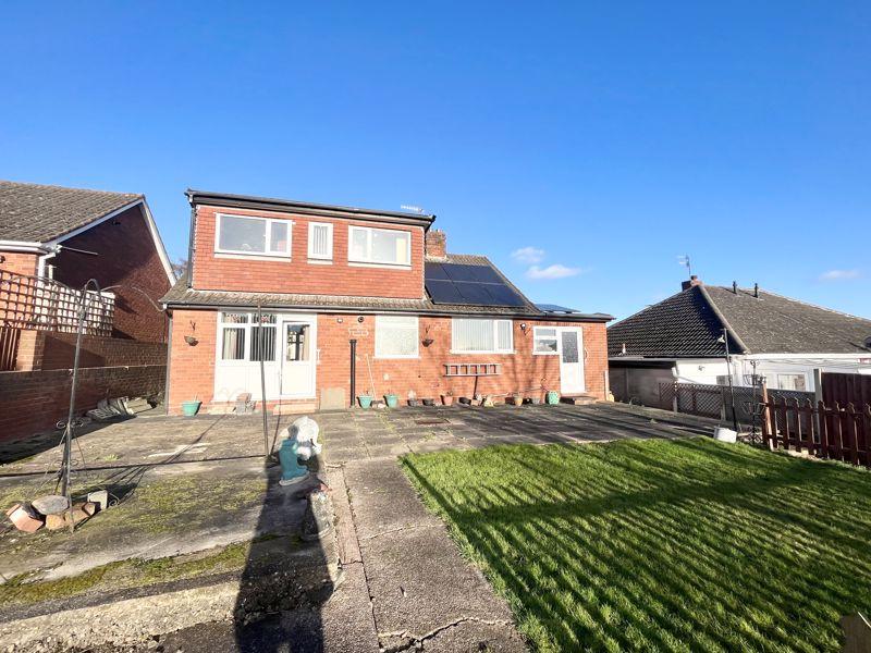 Caledonia, Brierley Hill DY5 3 bed detached bungalow for sale £245,000