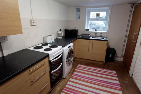 4 bedroom terraced house for sale, Upper Garth Road, Bangor, Gwynedd, LL57