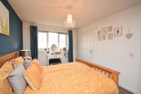 8 Frances Gordon Road, Perth, PH2 8EW